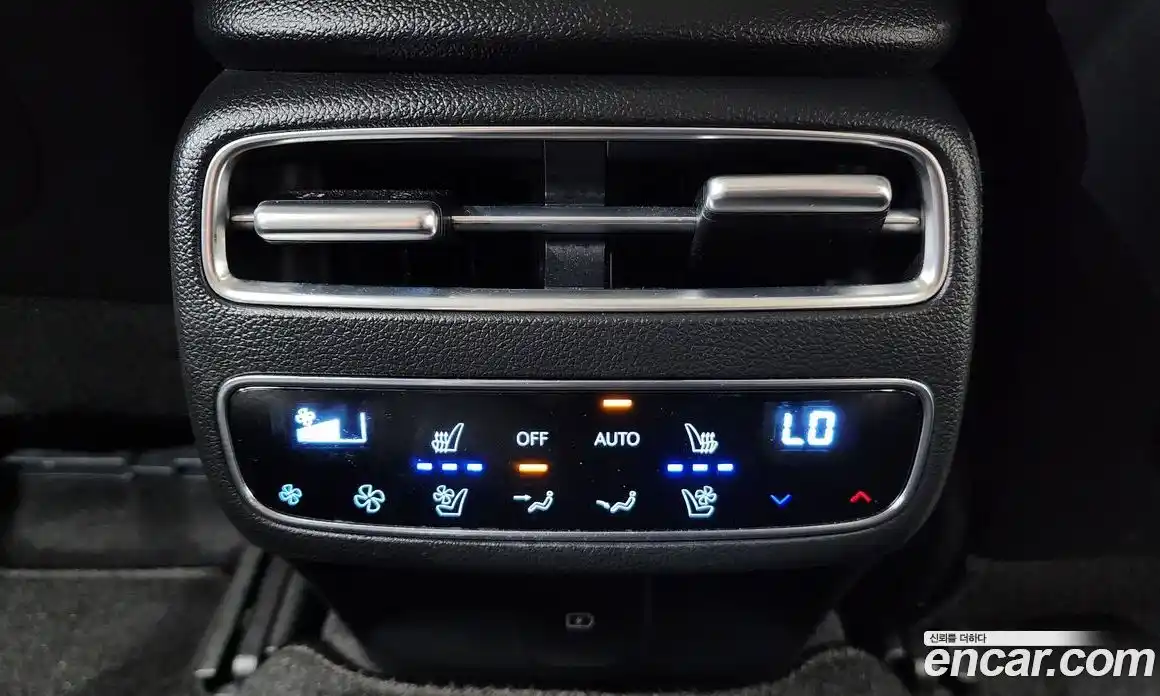 Genesis GV70 2025 2.5 автомат (гидро), фото 28