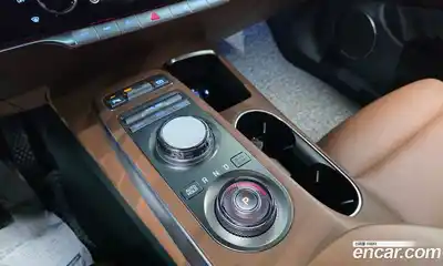 Genesis GV70 2024 2.5 автомат (гидро), миниатюра 9