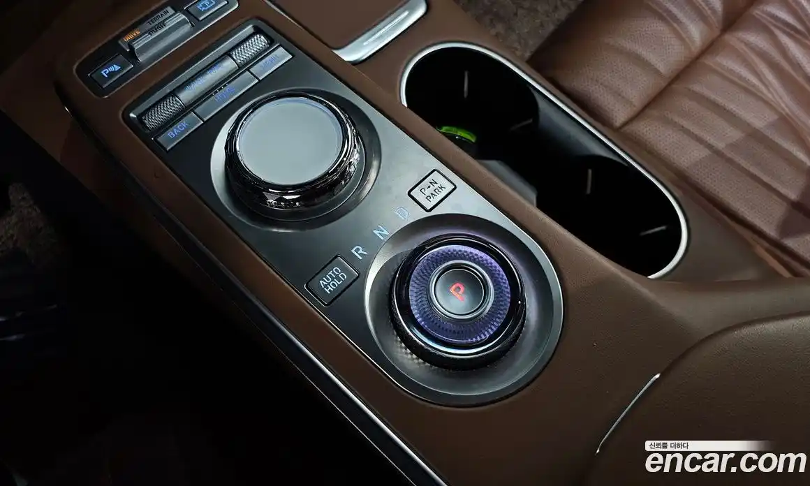 Genesis GV70 2023 2.5 автомат (гидро), фото 12