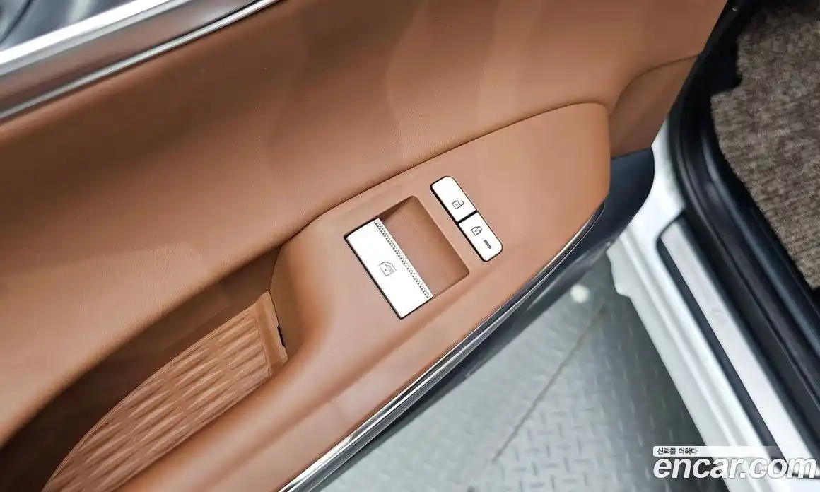 Genesis GV70 2023 2.5 автомат (гидро), фото 28