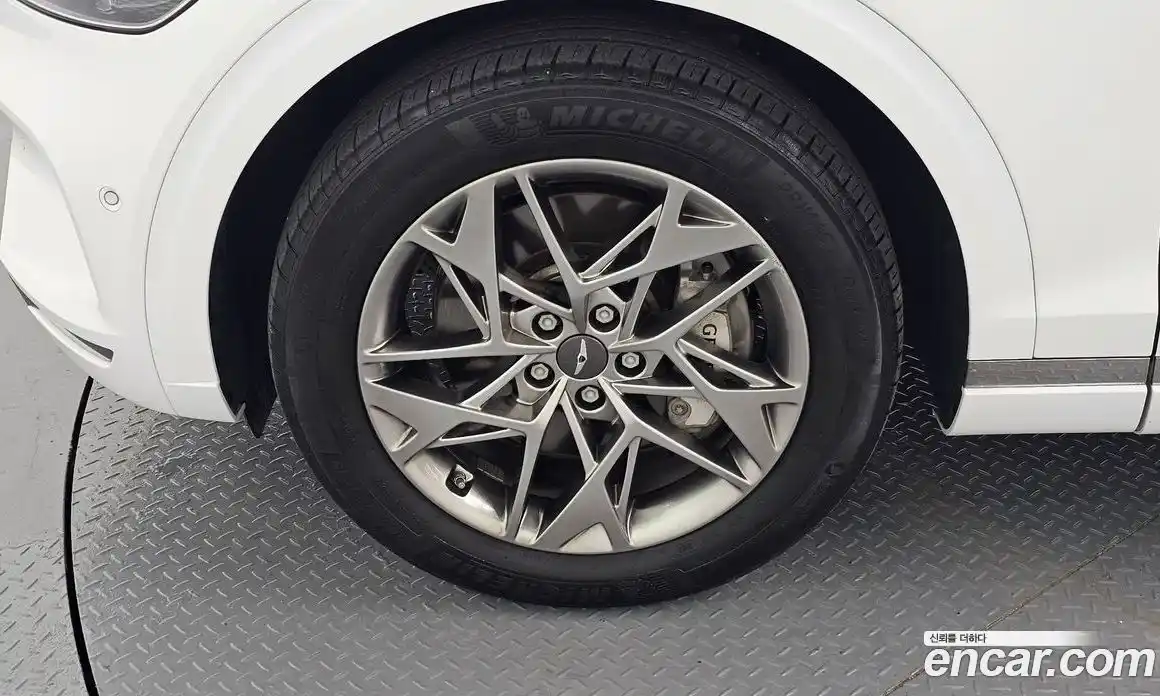 Genesis GV70 2023 2.5 автомат (гидро), фото 5