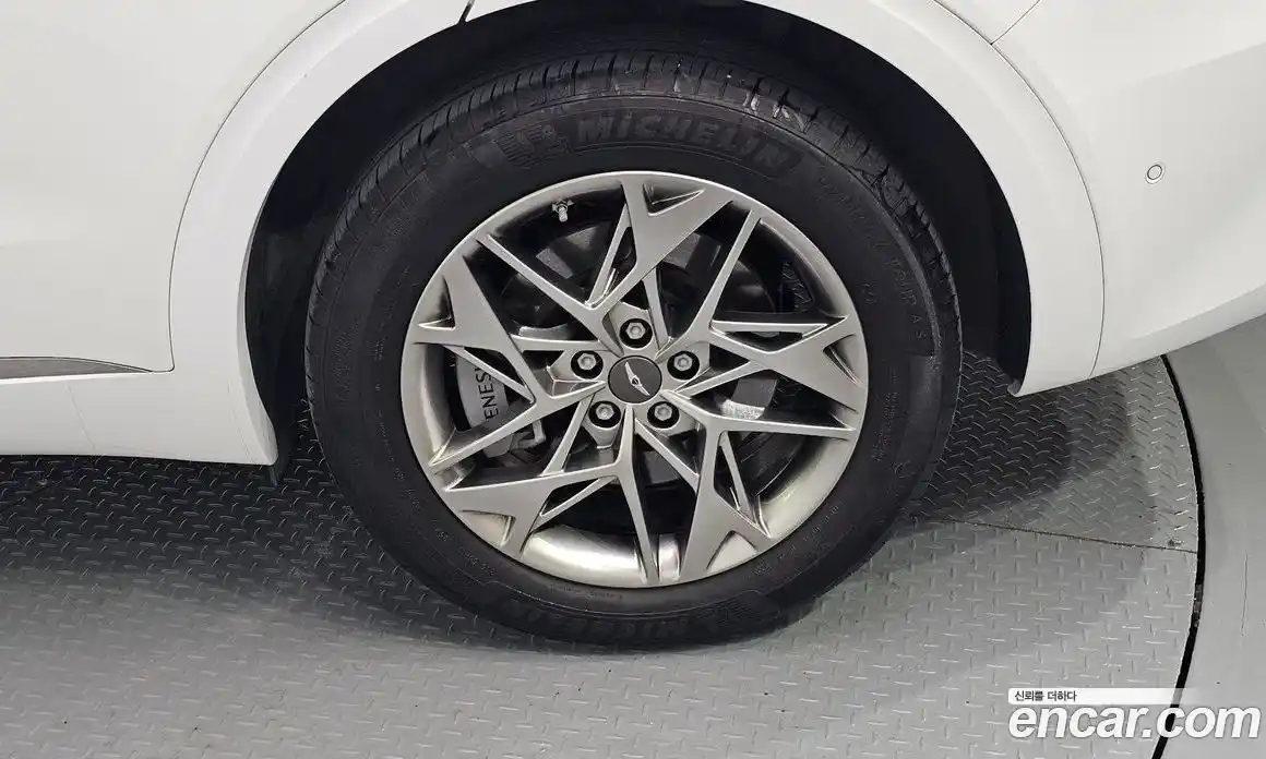 Genesis GV70 2023 2.5 автомат (гидро), фото 7