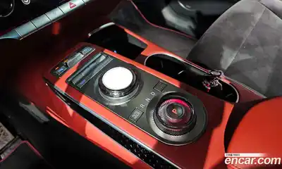 Genesis GV70 2023 2.5 автомат (гидро), миниатюра 9