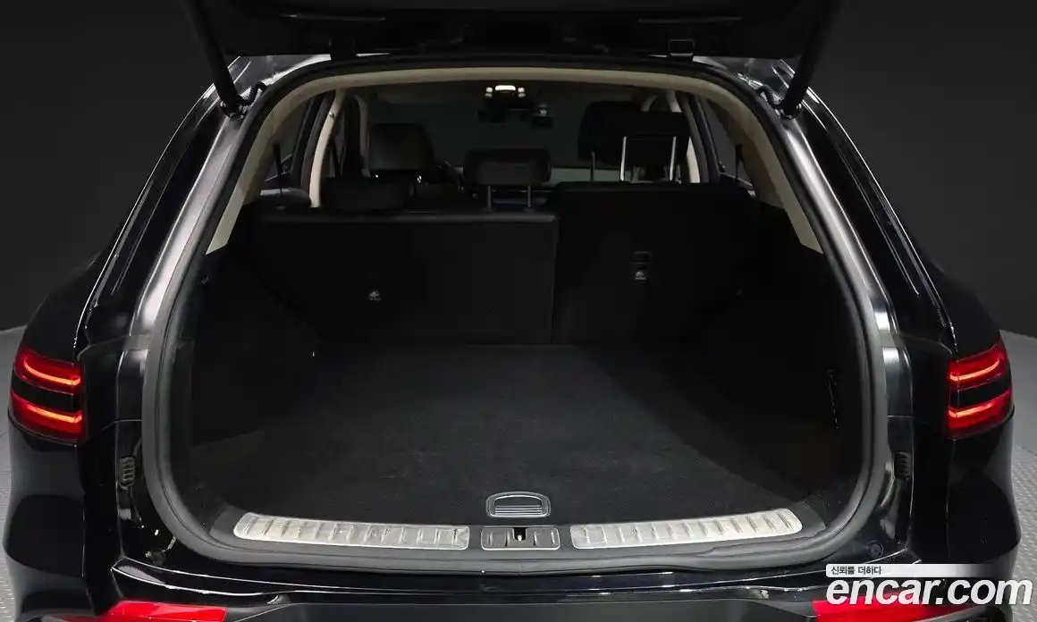 Genesis GV70 2022 2.5 автомат (гидро), фото 26