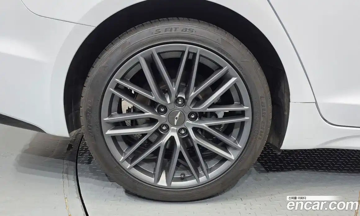 Genesis G70 2018 2.0 автомат (гидро), фото 7