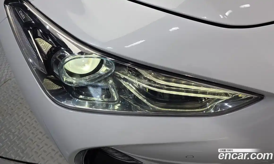 Genesis G70 2018 2.0 автомат (гидро), фото 8