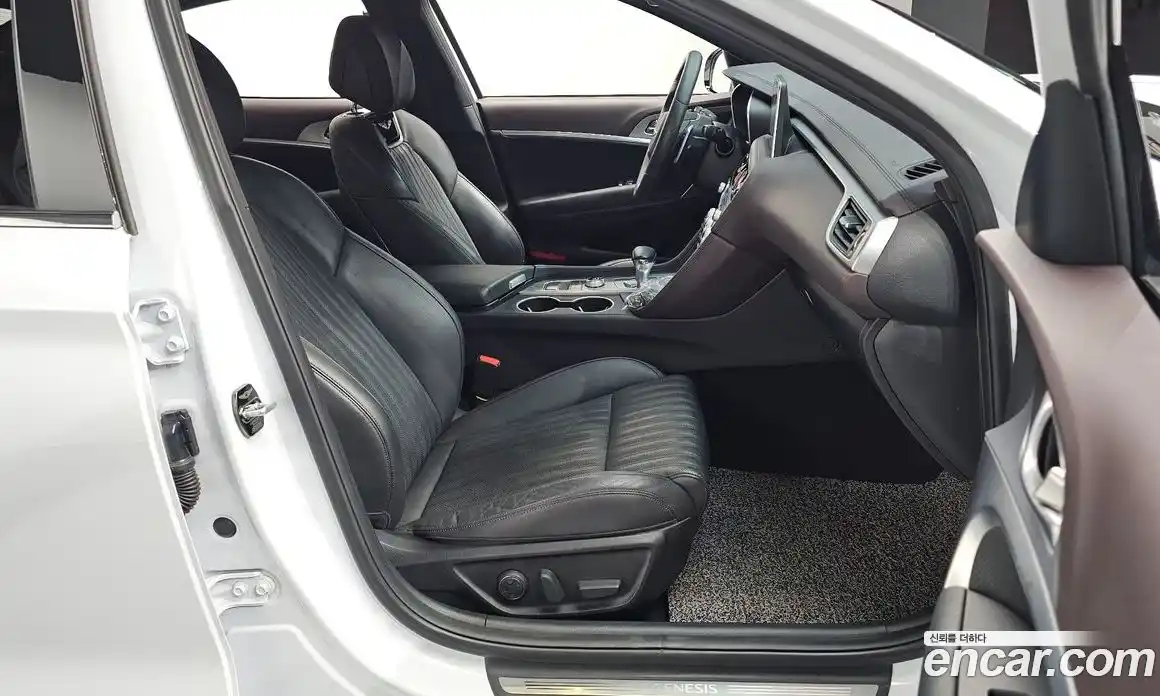 Genesis G70 2019 2.0 автомат (гидро), фото 16