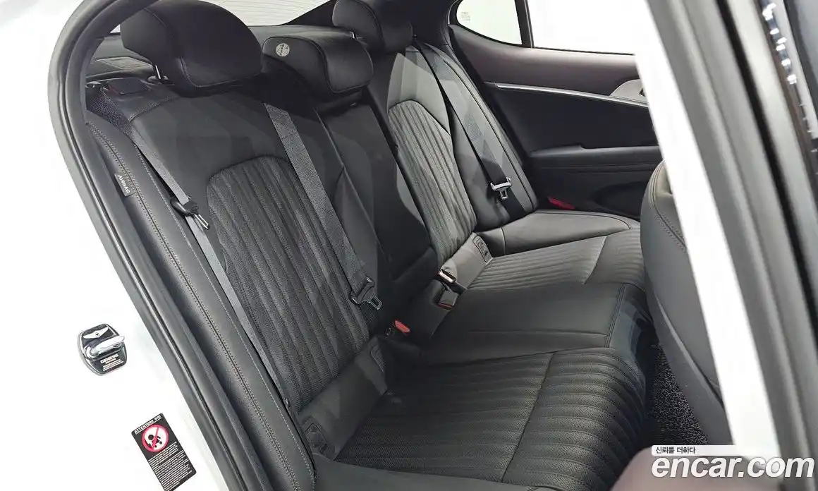 Genesis G70 2019 2.0 автомат (гидро), фото 18