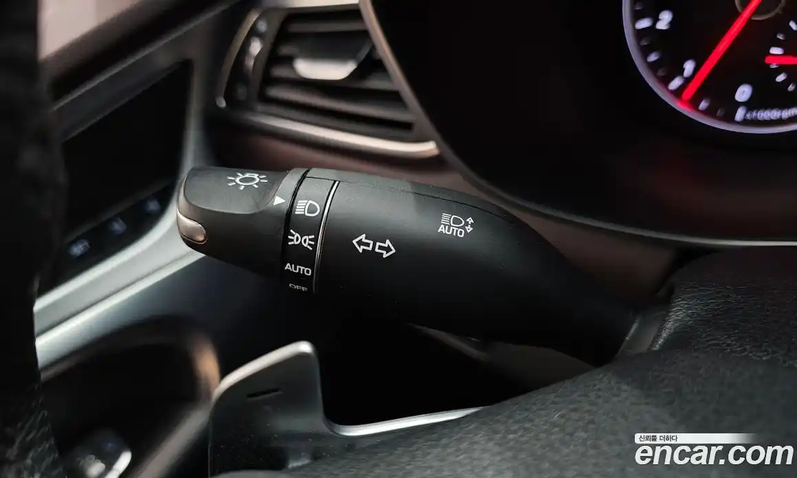 Genesis G70 2019 2.0 автомат (гидро), фото 31