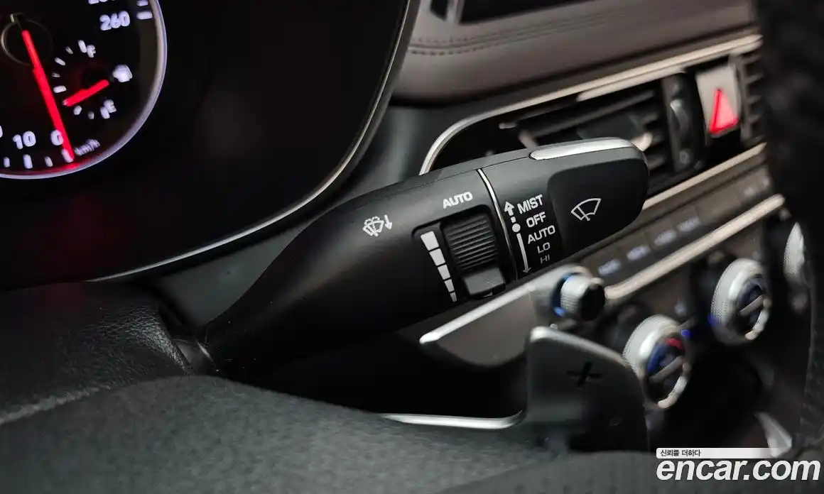 Genesis G70 2019 2.0 автомат (гидро), фото 32