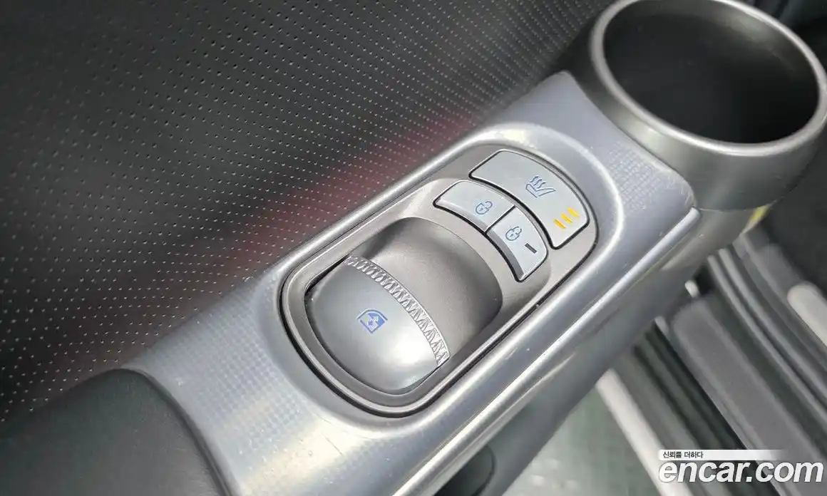 Genesis GV60 2022 0.1 автомат (гидро), фото 30