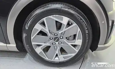 Genesis GV60 2022 0.1 автомат (гидро), миниатюра 7