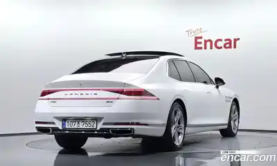 Genesis G90, 2022, 84 030 км