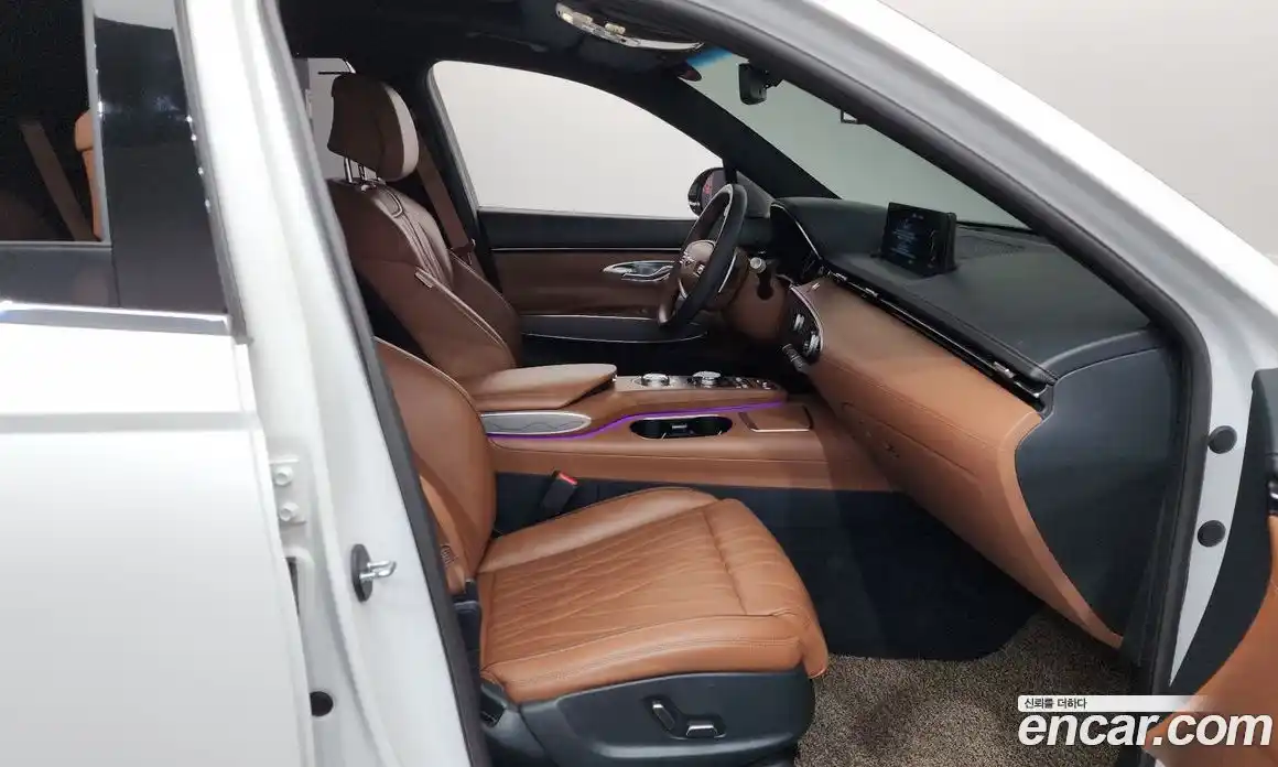 Genesis GV70 2021 2.5 автомат (гидро), фото 16