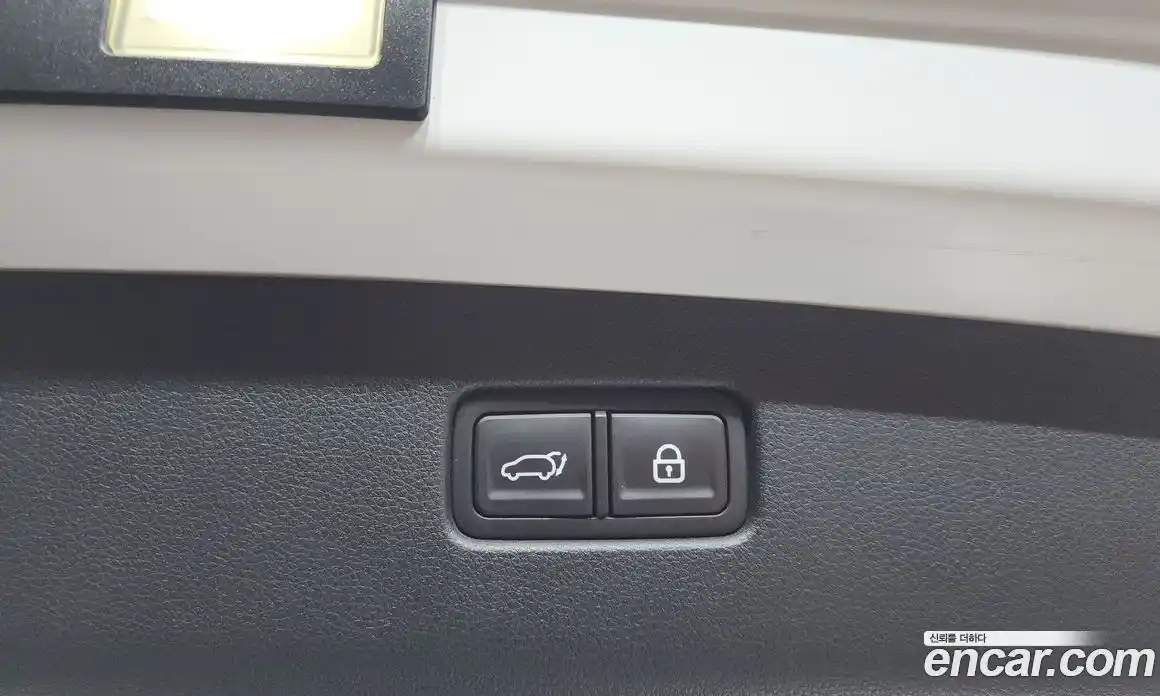 Genesis GV70 2021 2.5 автомат (гидро), фото 24