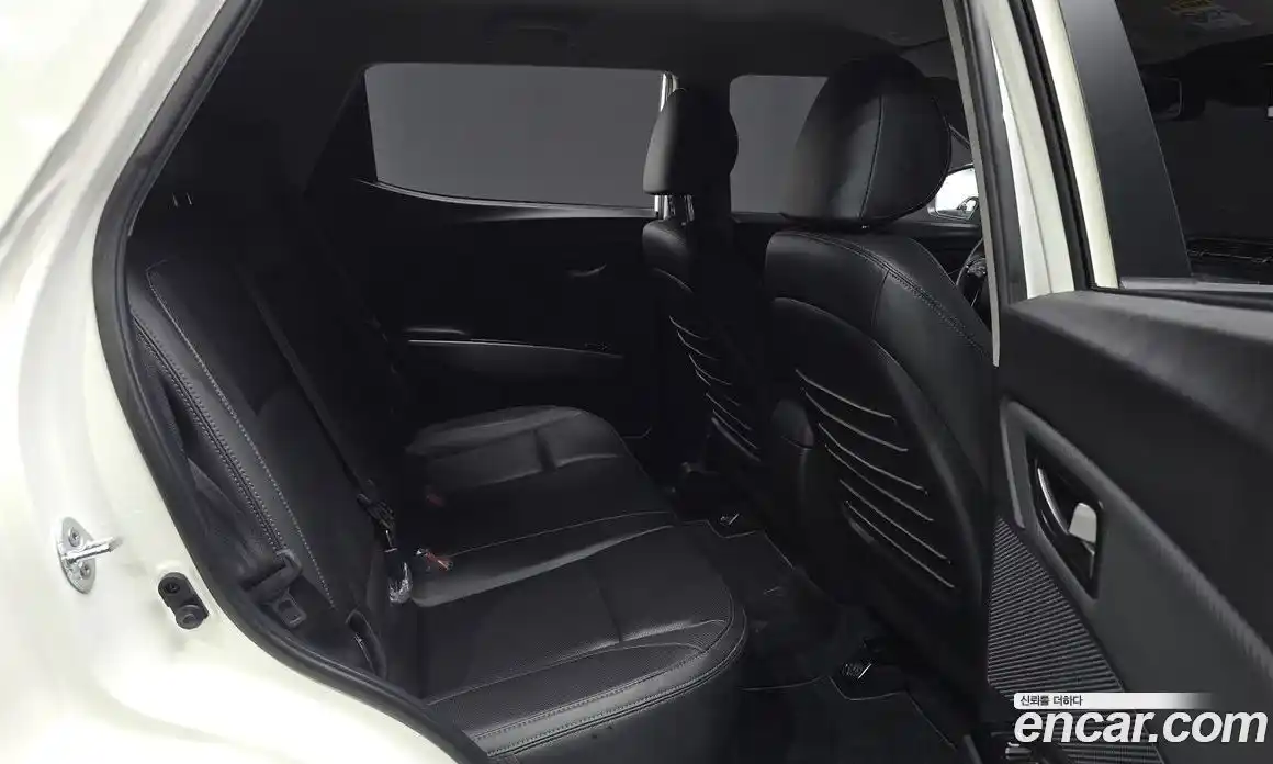 SsangYong TIBOLI 2024 1.5 автомат (гидро), фото 11