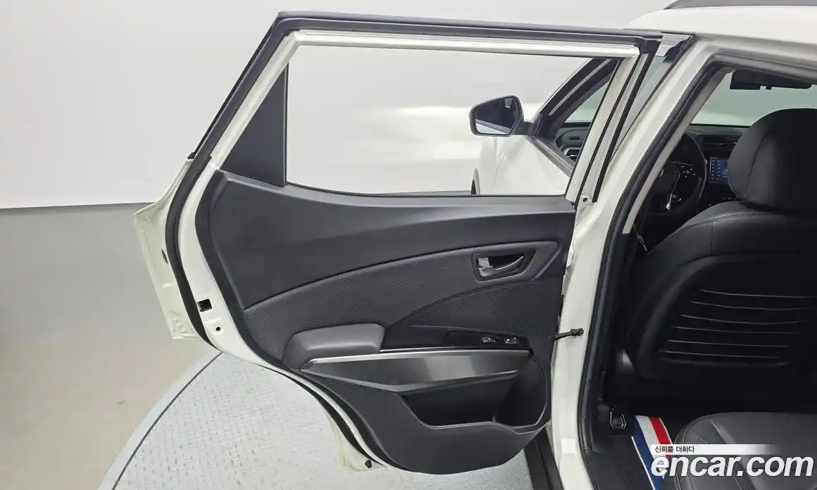 SsangYong TIBOLI 2024 1.6 автомат (гидро), фото 15