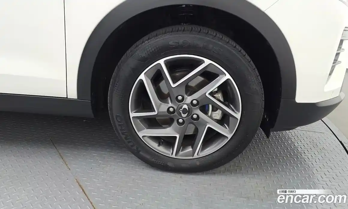 SsangYong TIBOLI 2024 1.6 автомат (гидро), фото 7