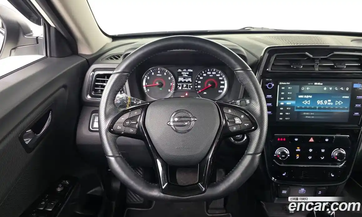 SsangYong TIBOLI 2021 1.5 автомат (гидро), фото 13