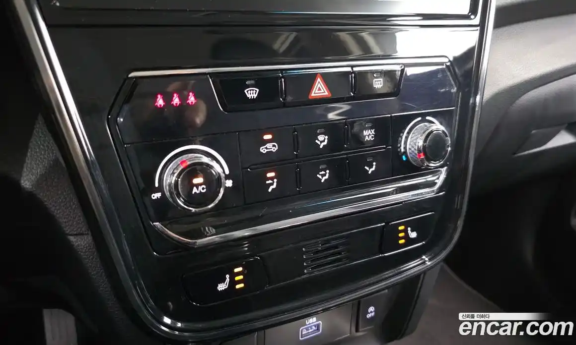 SsangYong TIBOLI 2021 1.5 автомат (гидро), фото 16