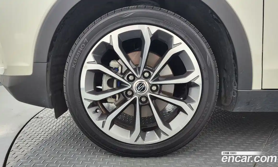 SsangYong TIBOLI 2017 1.6 автомат (гидро), фото 5