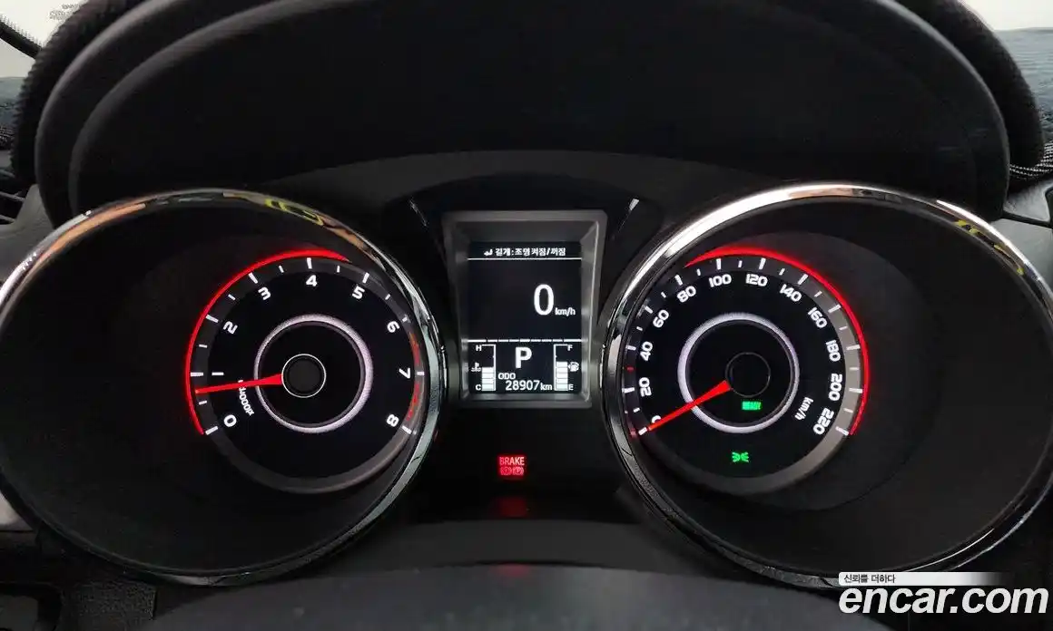 SsangYong TIBOLI 2017 1.6 автомат (гидро), фото 8