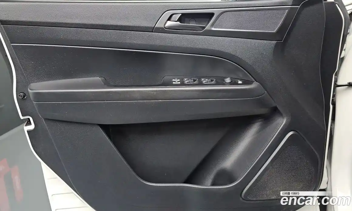 SsangYong Rexton 2021 2.2 автомат (гидро), фото 13