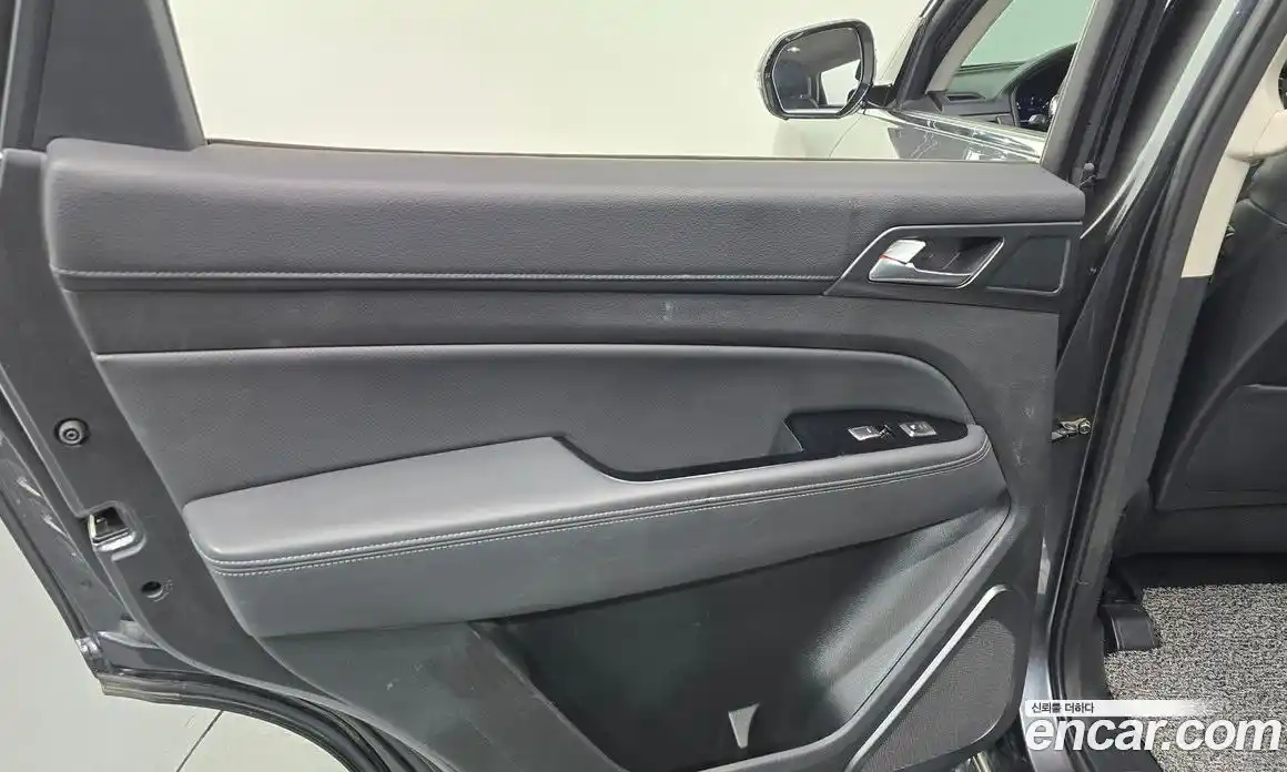 SsangYong Rexton 2019 2.2 автомат (гидро), фото 15