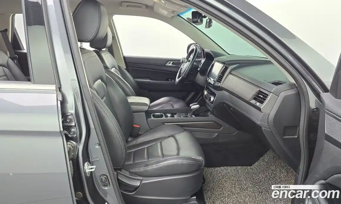 SsangYong Rexton 2019 2.2 автомат (гидро), фото 16