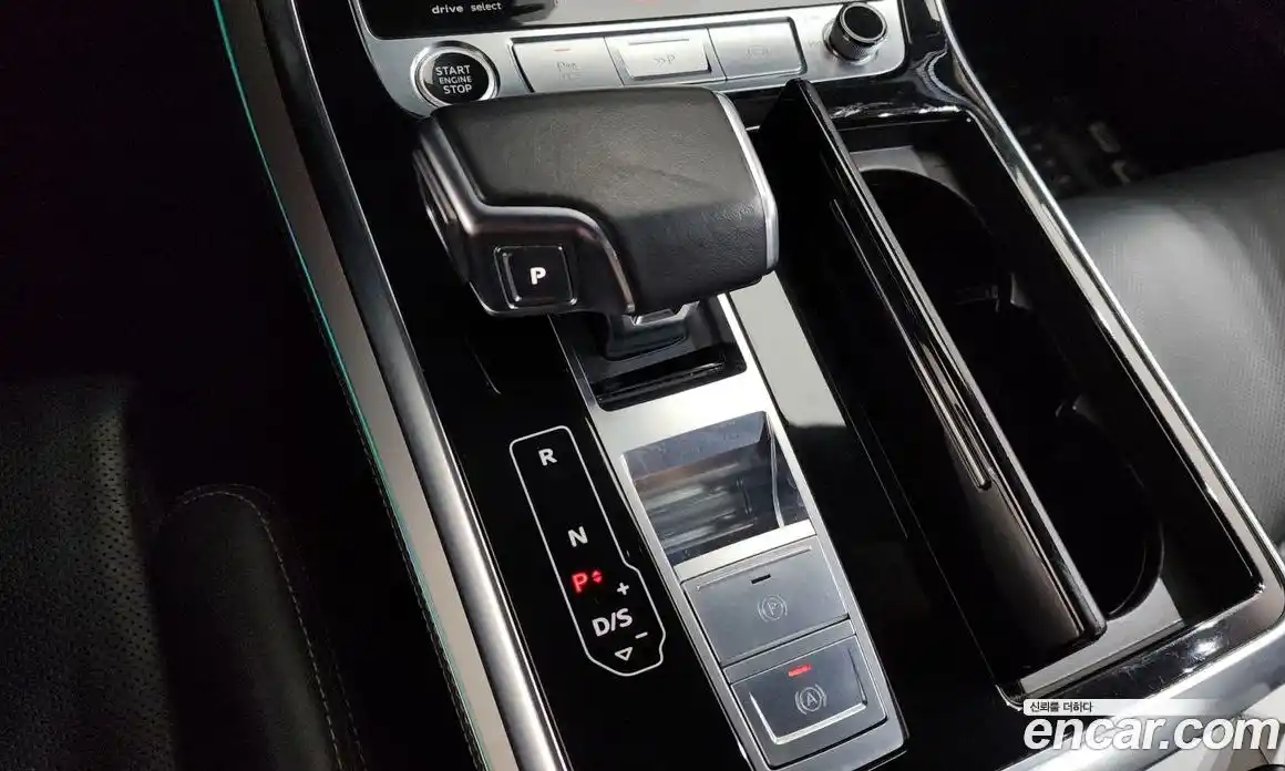 Audi Q8 2021 3.0 автомат (гидро), фото 12