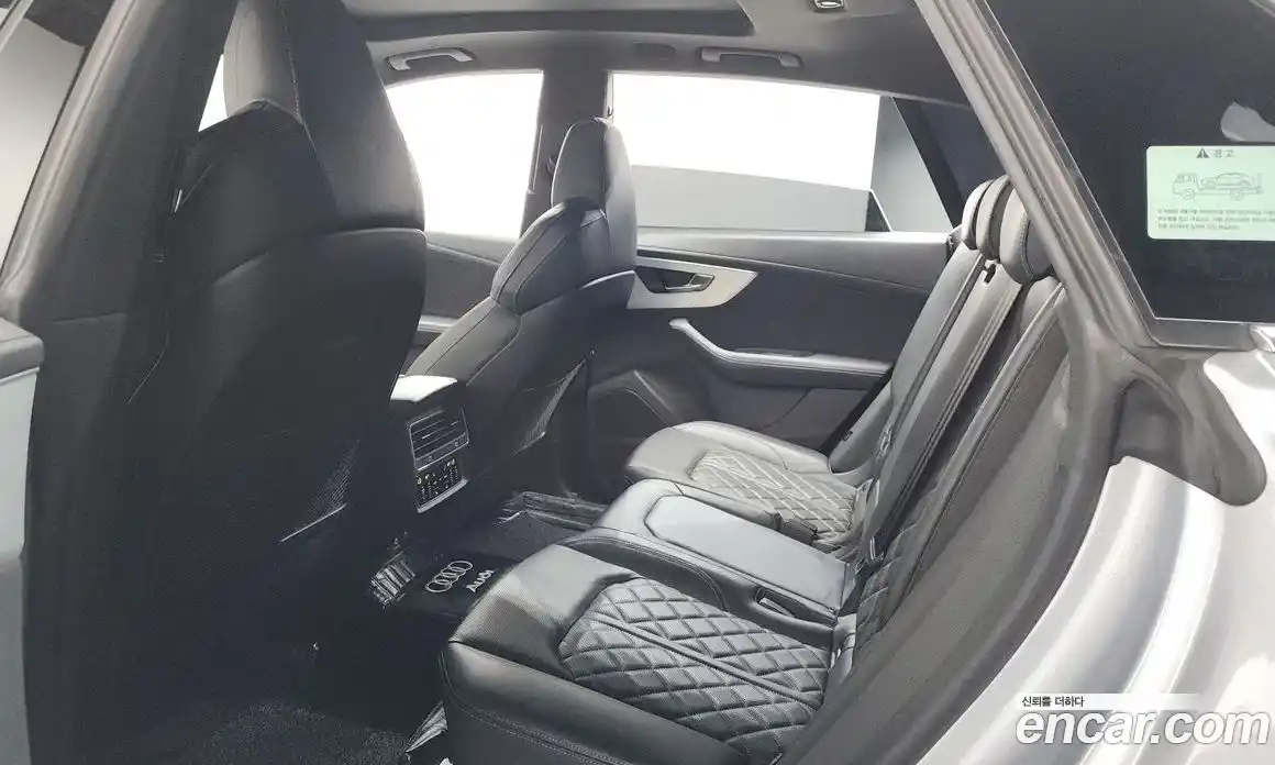 Audi Q8 2021 3.0 автомат (гидро), фото 27