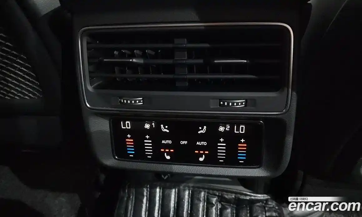 Audi Q8 2021 3.0 автомат (гидро), фото 35