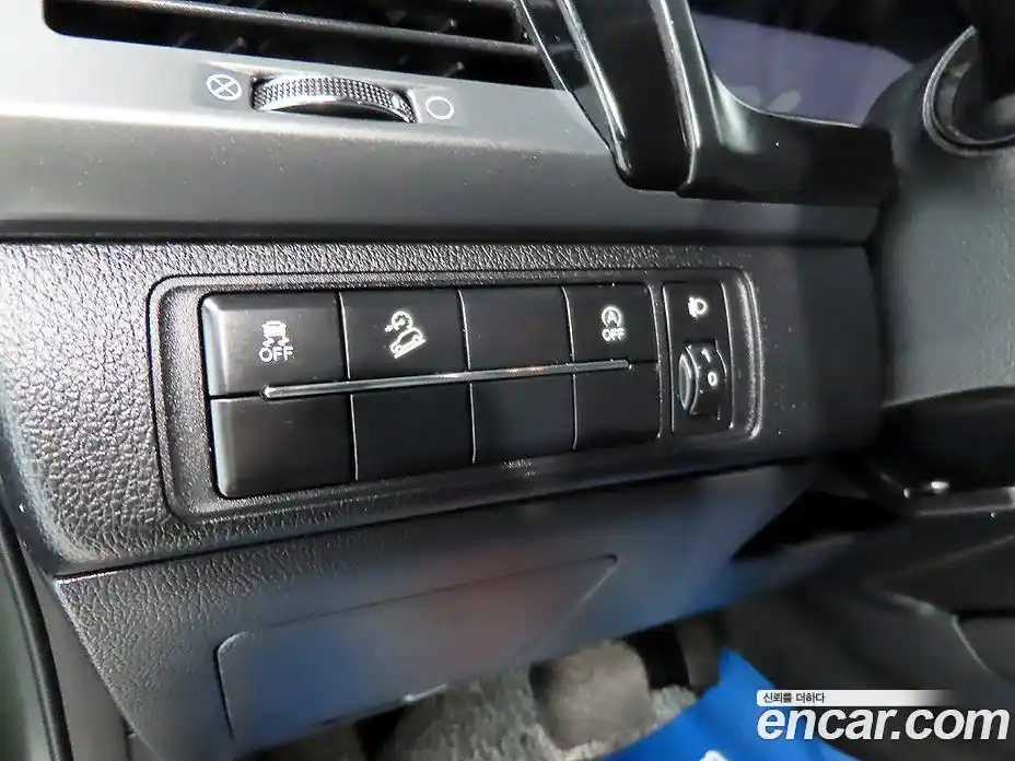 SsangYong Rexton 2022 2.2 автомат (гидро), фото 13
