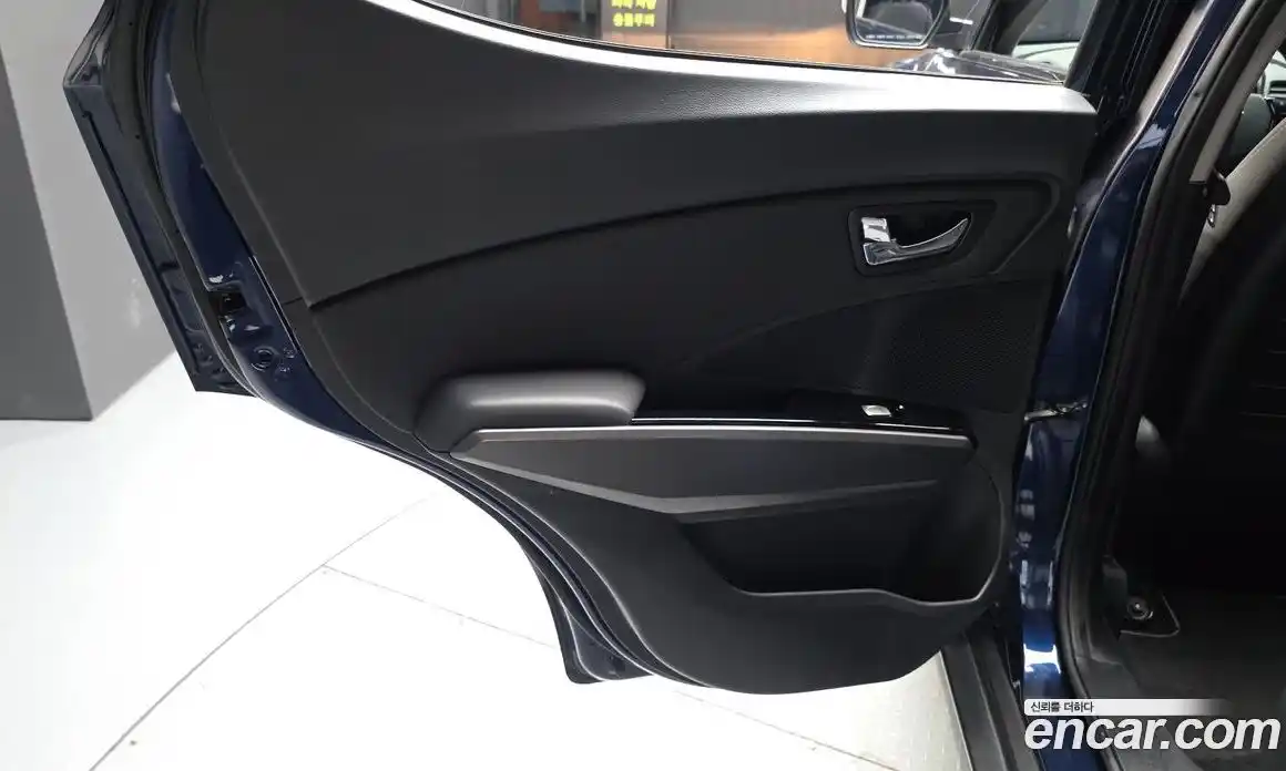 SsangYong TIBOLI 2017 1.6 автомат (гидро), фото 15