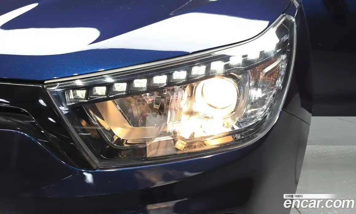 SsangYong TIBOLI 2017 1.6 автомат (гидро), фото 8