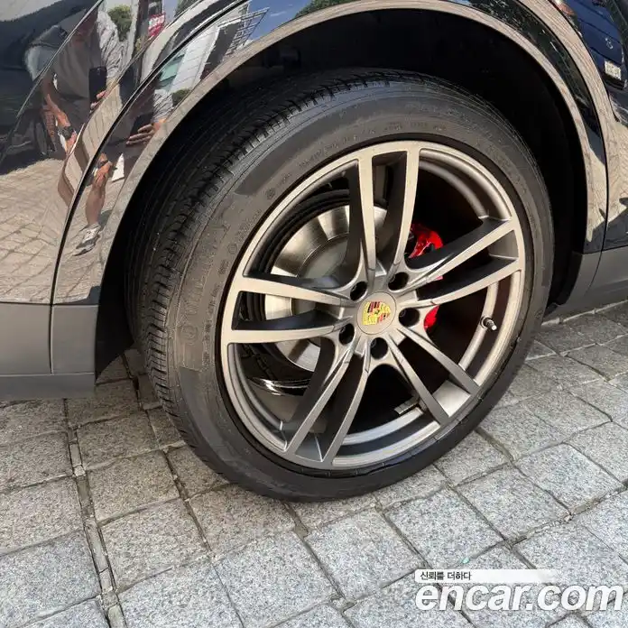 Porsche Cayenne 2022 3.0 автомат (гидро), фото 17