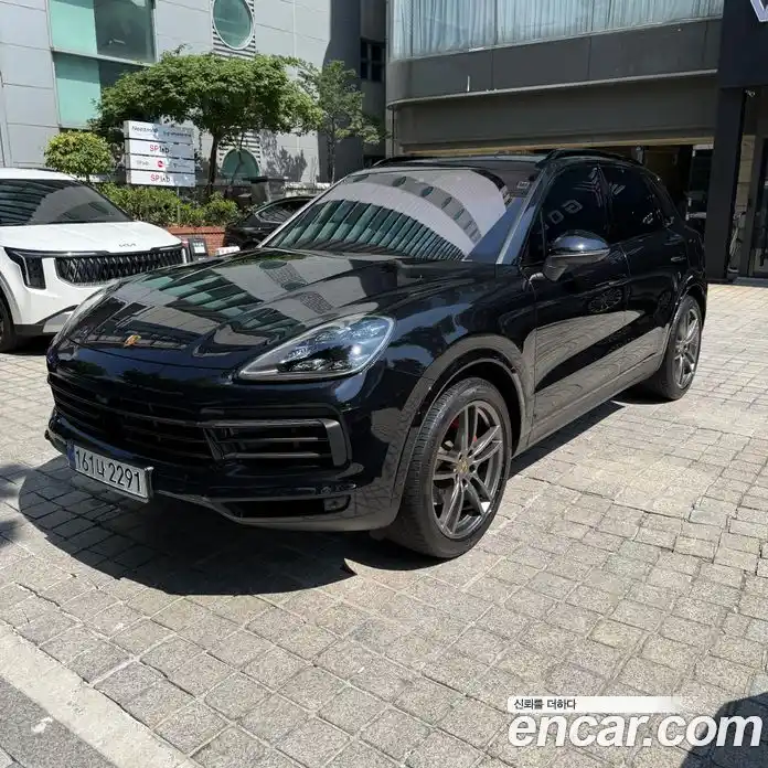Porsche Cayenne 2022 3.0 автомат (гидро), фото 3