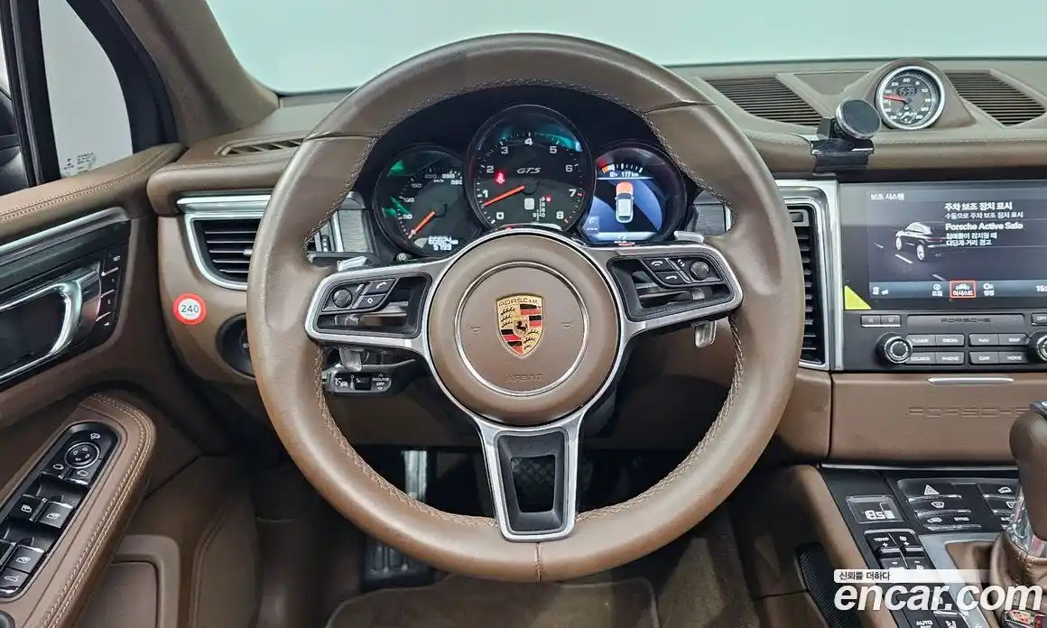 Porsche Macan 2018 3.0 автомат (гидро), фото 13