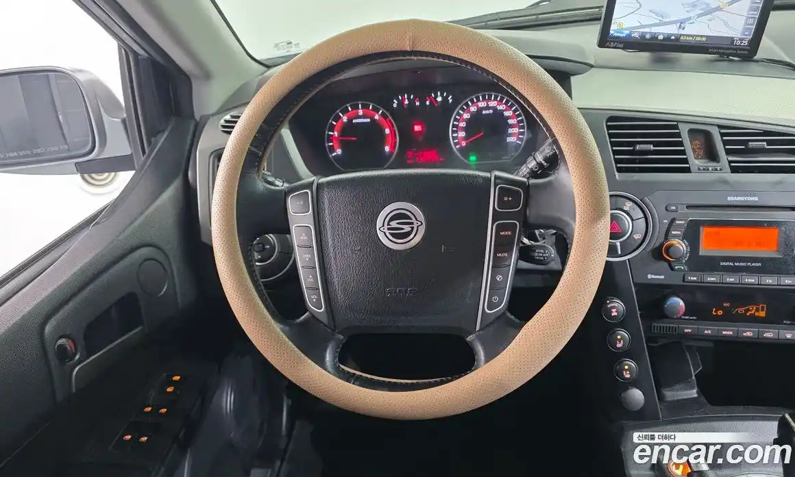 SsangYong Korando 2014 2.0 автомат (гидро), фото 14