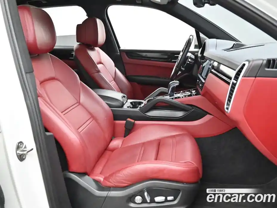 Porsche Cayenne 2019 3.0 автомат (гидро), фото 10