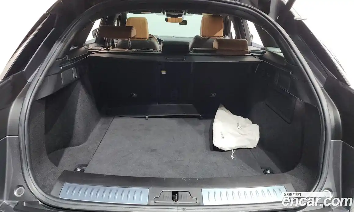 Land Rover Range Rover Velar 2018 3.0 автомат (гидро), фото 18