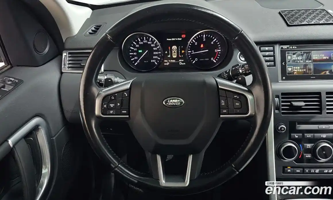 Land Rover Discovery Sport 2016 2.0 автомат (гидро), фото 13
