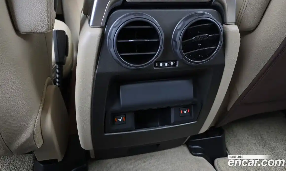 Land Rover Discovery 2016 3.0 автомат (гидро), фото 19