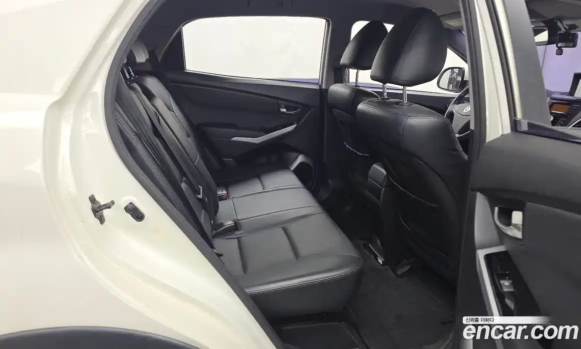 SsangYong Korando 2013 2.0 автомат (гидро), фото 12
