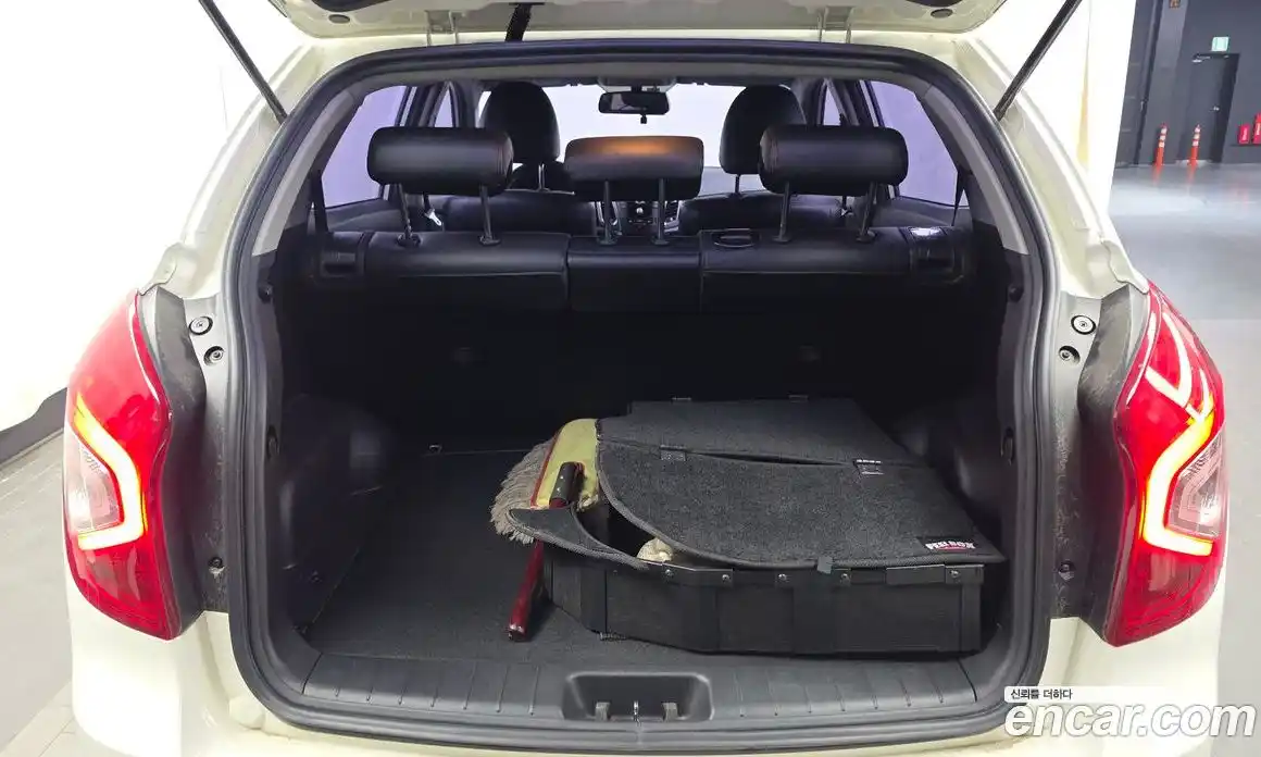SsangYong Korando 2013 2.0 автомат (гидро), фото 20