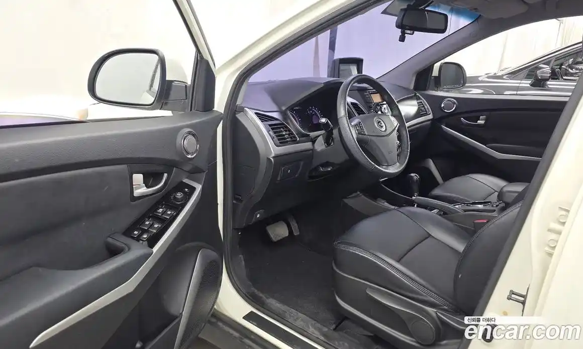SsangYong Korando 2013 2.0 автомат (гидро), фото 10