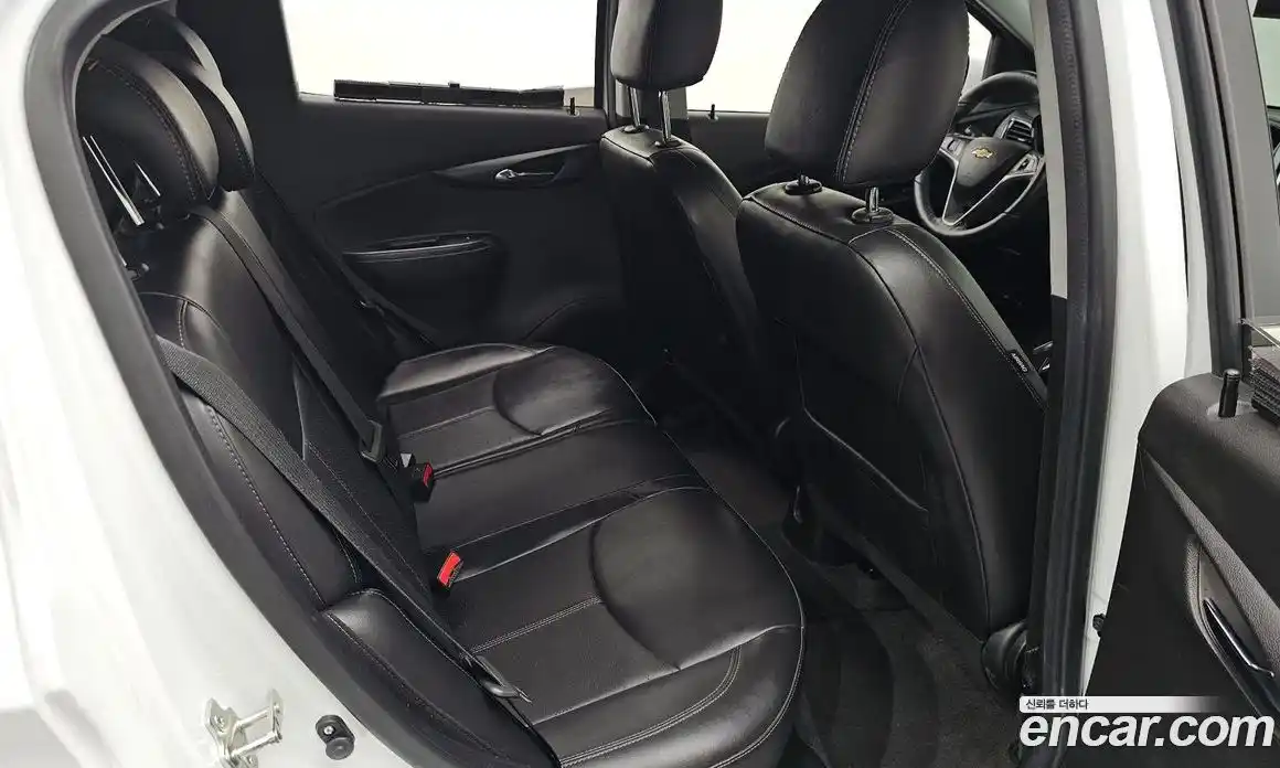 Chevrolet Spark 2017 1.0 автомат (гидро), фото 15