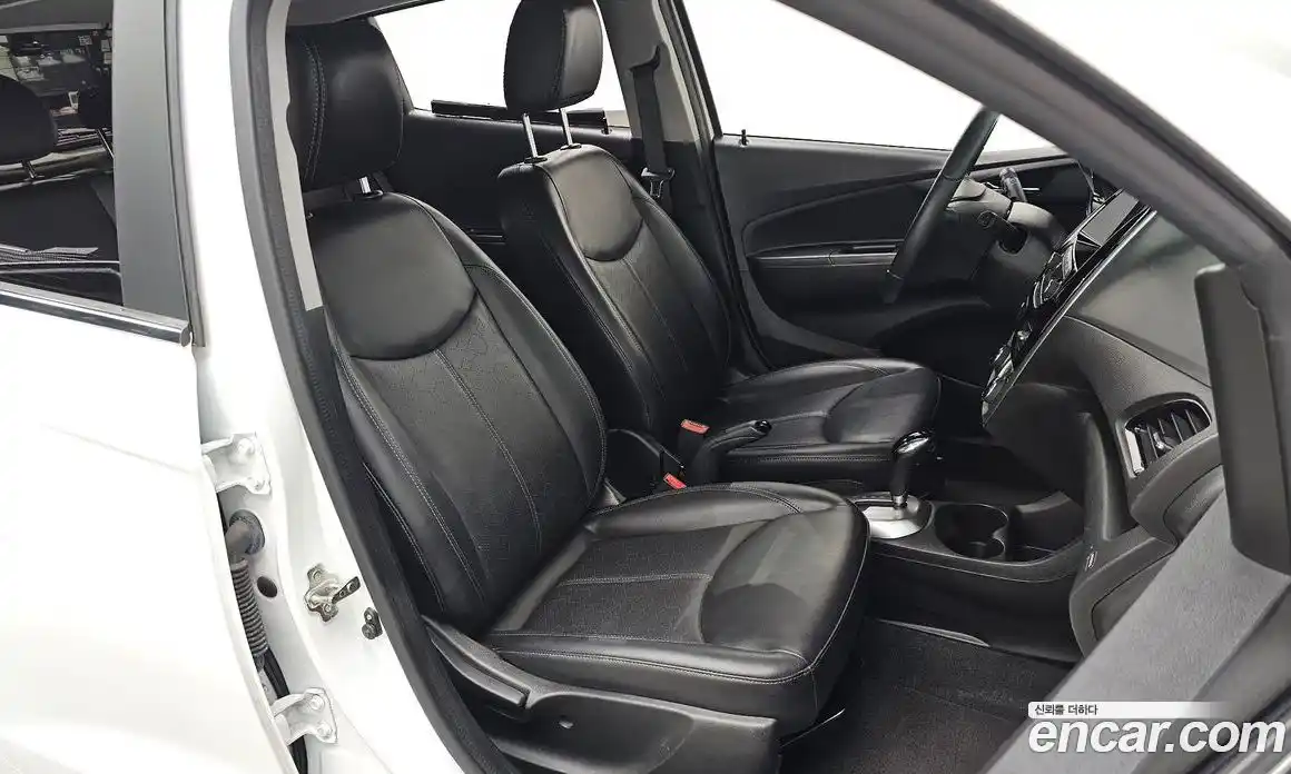 Chevrolet Spark 2017 1.0 автомат (гидро), фото 16
