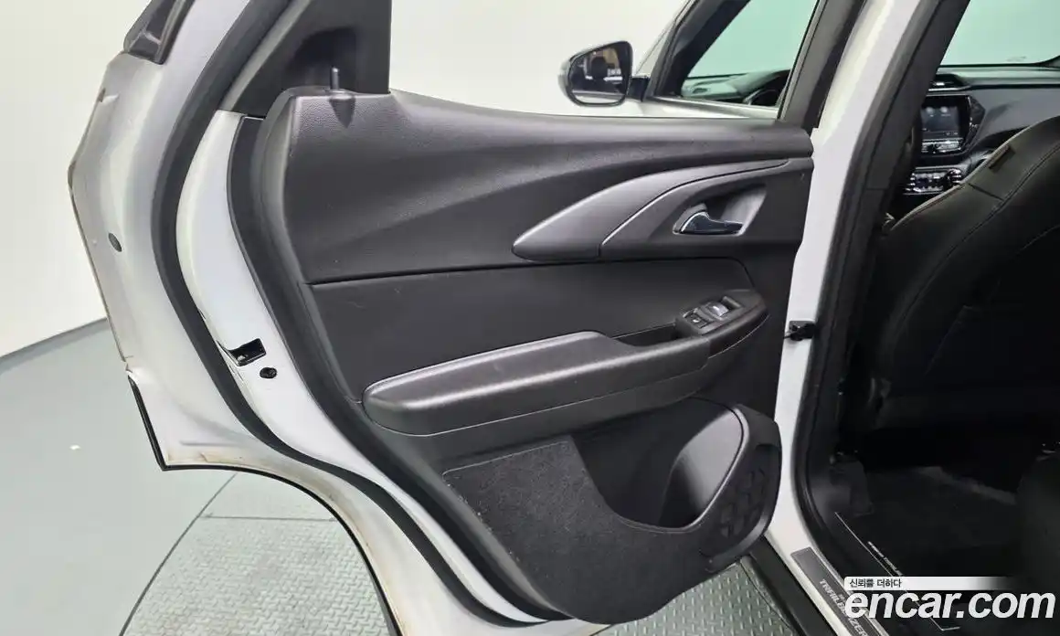 Chevrolet TrailBlazer 2021 1.3 автомат (гидро), фото 14