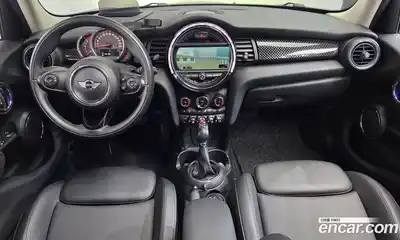 Mini Cooper 2016 2.0 автомат (гидро), миниатюра 7